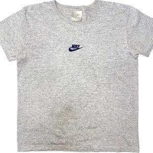 Y2K Vintage Nike Women’s Mini Chest Logo Tee